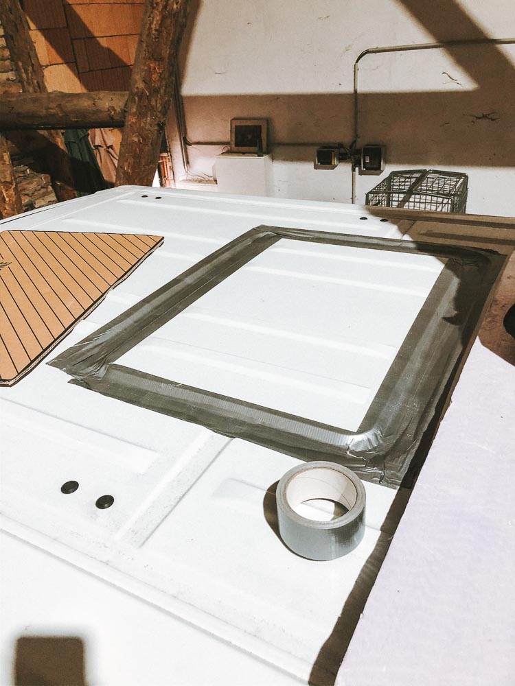 Ausbau: Dachfenster & Steckdose — hinundwiedermal | leben, surfen, reisen